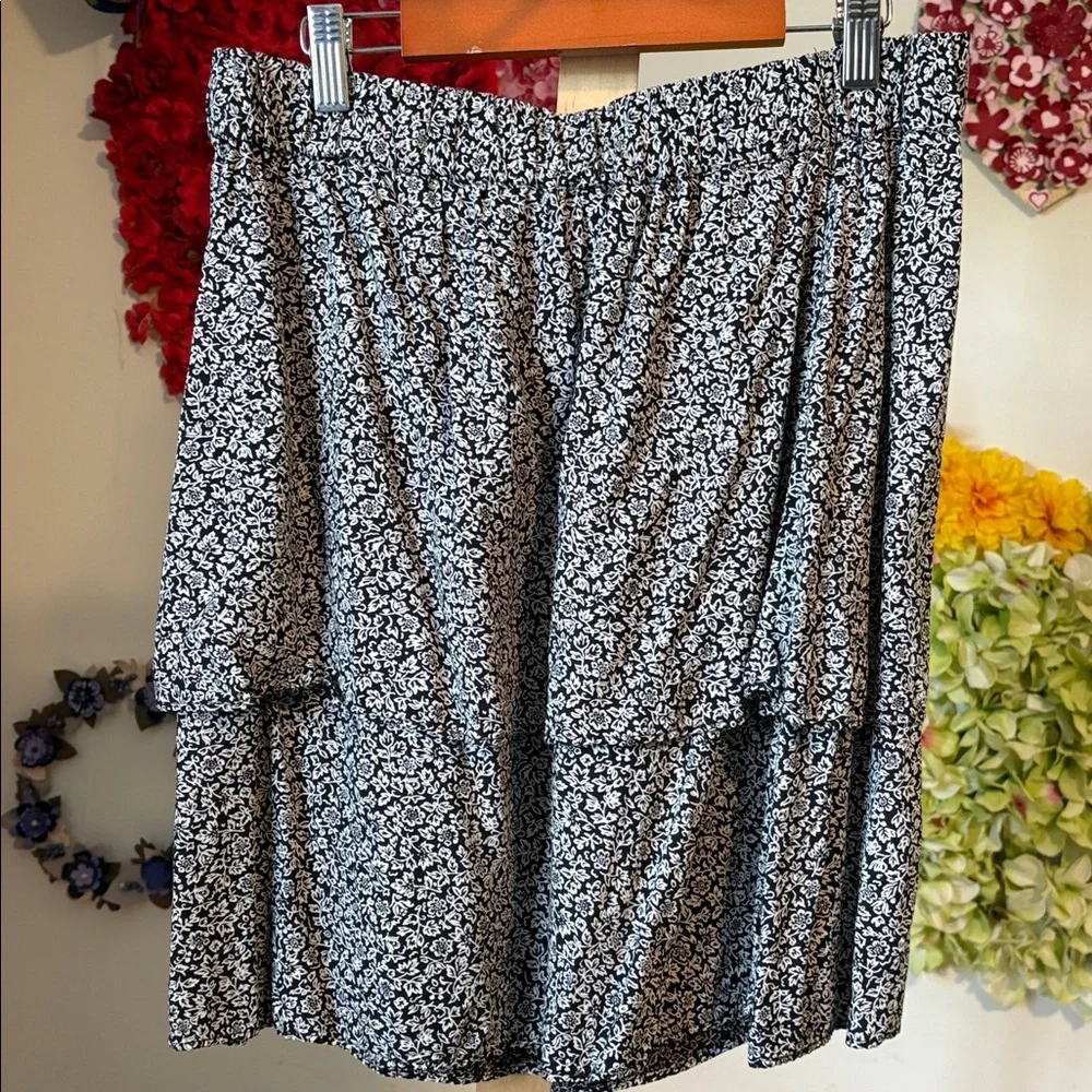 Madewell Pull-On Tier Mini Skirt in Tudor Floral Skirt Only